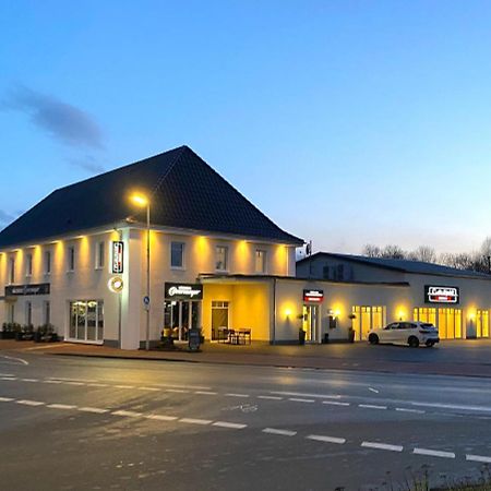 Central Hotel Wagenfeld Exterior foto